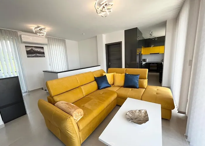 Napfény Terasz Apartman *